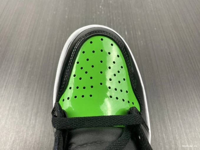 o 1 OG Jordan Air green Retr 555088-030  1101